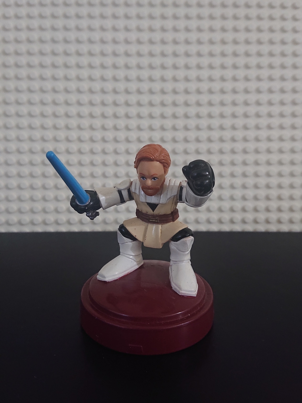 2007 LFL Hasbro  Star Wars - Obi-Wan Kenobi 3" Stamp Figure - Galactic Heroes